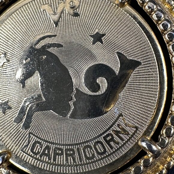 Vintage Capricorn Horoscope Necklace Pendant Goat Gold Toned Zodiac 1970s - Picture 5 of 7
